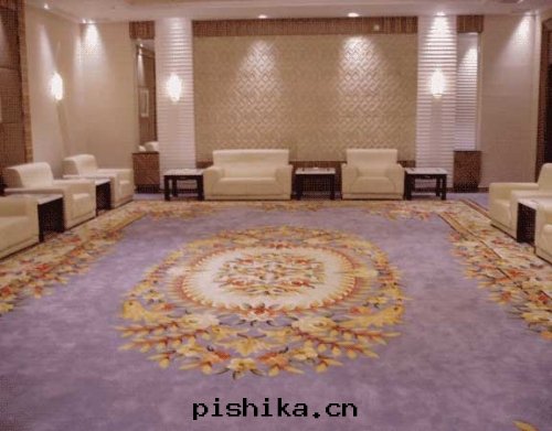 手(shǒu)工地(dì)毯(tǎn)