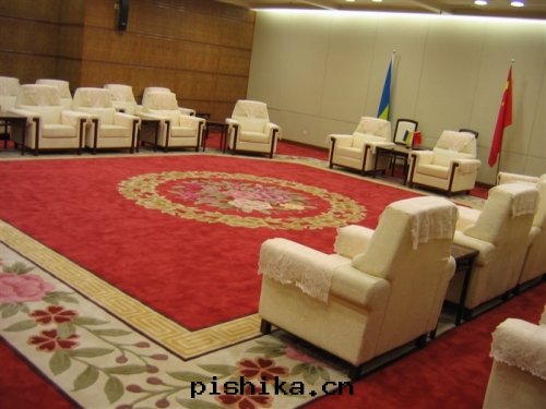 手(shǒu)工地(dì)毯(tǎn)